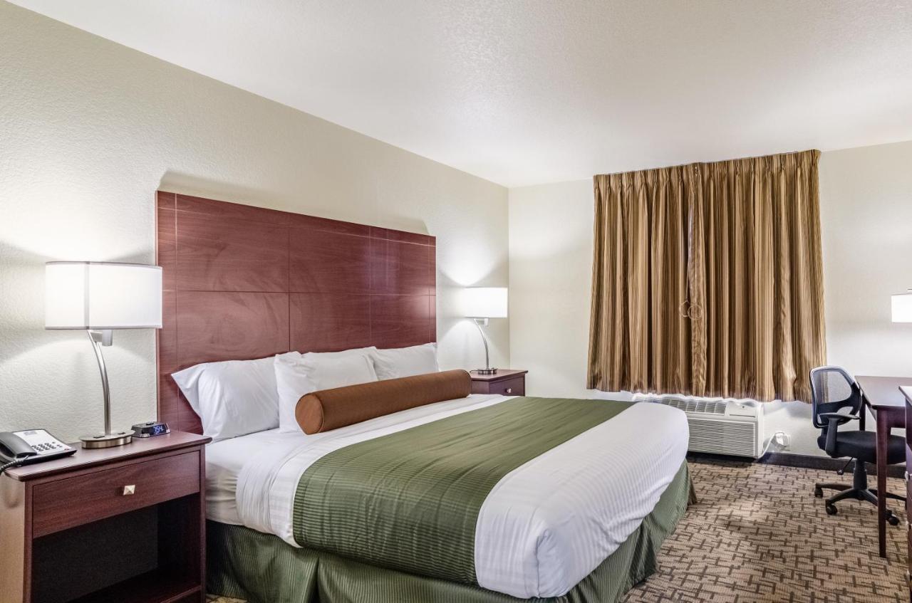Cobblestone Inn&Suites - Bridgeport Extérieur photo